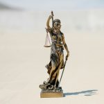 继父家暴继子女 成功变更子女抚养权案例